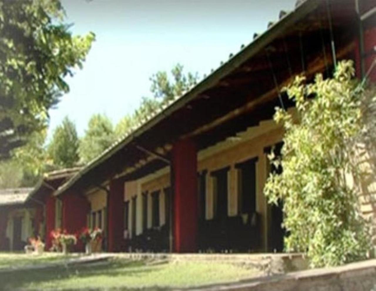 Il Poggio Dei Pettirossi Guest House Bevagna Exterior photo