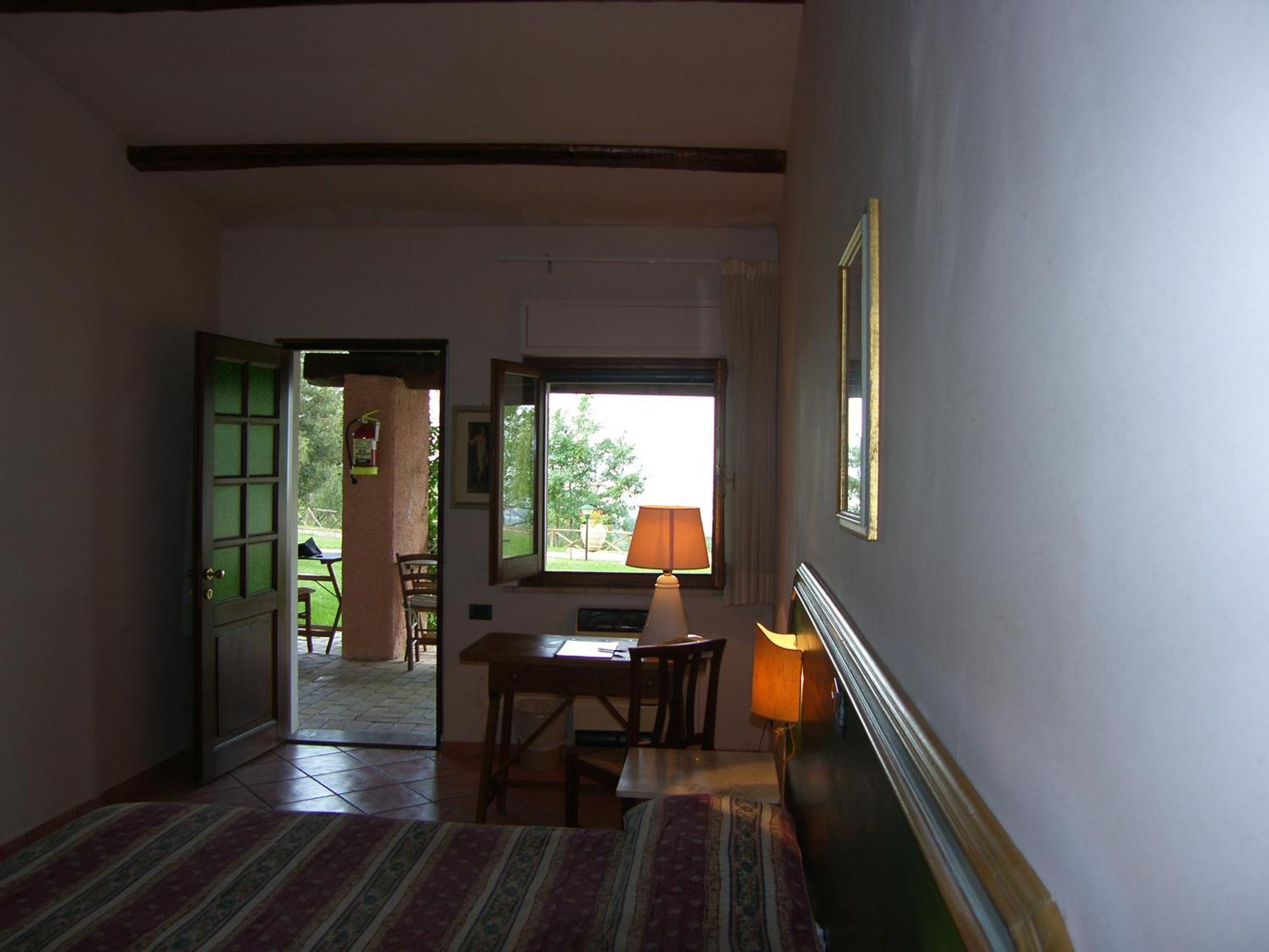 Il Poggio Dei Pettirossi Guest House Bevagna Exterior photo